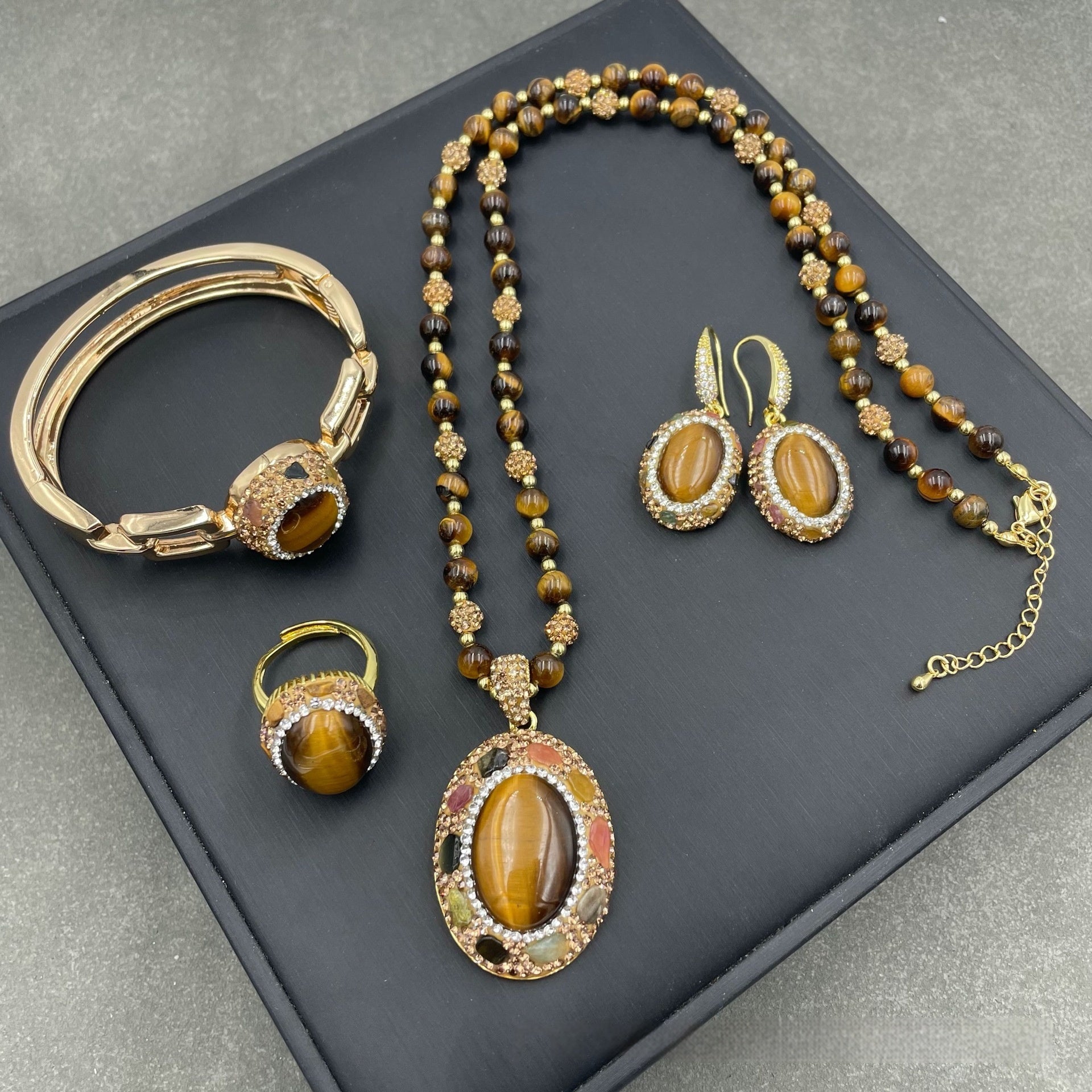 Natural Tiger-shaped Stone Tourmaline Rough Stone Suit